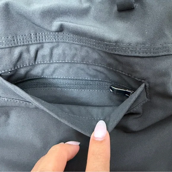 Lululemon Men's Gray Shorts Size 34 - Picture 5 of 8